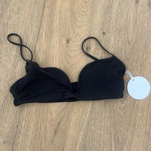 NWT Tori Praver poppy top in black